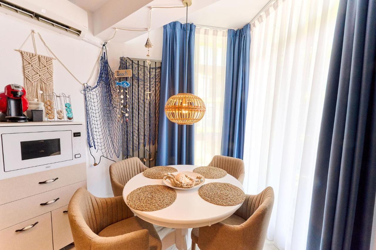 Apartament Boema In Spa N Pools Resort- Free Parking Mamaia Ngoại thất bức ảnh